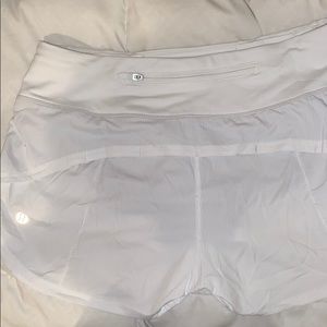 Lulu Lemon Speed Up Shorts Size 4
